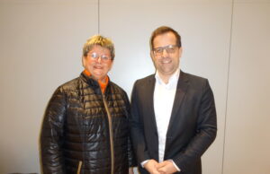 Die Straßenbahn nach Ebersheim ist eines der Ziele OB Nino Haase stand eineinhalb Stunden im Ebersheimer Ortsbeirat Rede und Antwort