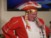 „De Kram klappt“ in Gonsenheim Die Füsiliergarde rockt den Bürgerhof