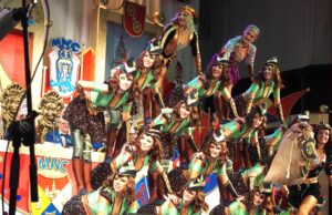 Da blieb kein Auge trocken Mit seiner Fremdensitzung verzückte der Mainzer Narren Club das närrische Publikum.