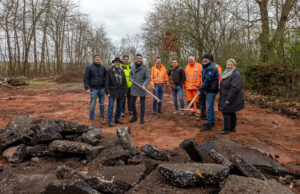 Areal am Goldberg wird neu gestaltet Am Höhenweg entstehen 34 Parkplätze sowie Sport- und Freizeitbereich