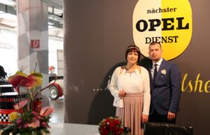 Rüsselsheimer Standesamt traut erstes Paar in der MOTORWORLD