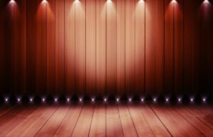 Eine Bühne im Schatten des Leinreiters Stadtwerke unterstützen Bel R-Festival