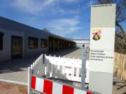 Gute Schulbedingungen am Interimsstandort Besichtigung am Standort Uhlerborner Straße