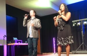 Live-Looping-Technik und Vocalsounds Konzert >>>Das kanadische A-Capella-Duo FreePlay begeisterte im Gonso