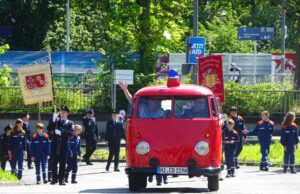 150 Jahre Freiwillige Feuerwehr Laubenheim Gelungener Festumzug bei schönem Wetter