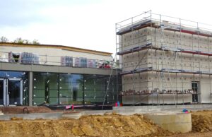 Lerchenberger Bürgerhaus ist Ende des Jahres fertiggestellt Planung >>>Bürgermeister Günter Beck informierte den Ortsbeirat