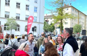 „Wir bringen die Neustadt zum Blühen“ Ortsvorsteher-Kandidatin Yvonne Wuttke begeistert über 300 Gäste am Frühlingsfest der SPD Neustadt