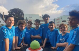 TC Gustavsburg Jugendtennis Matchballtorte versüßt Niederlage