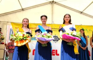 Anna II. regiert in Bretzenheim Krönung der neuen Brezelkönigin war eines der Highlights des Brezelfestes