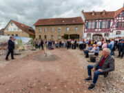 „Park der Begegnung“ mit Leben füllen Umgestaltung des Essenheimer Dorfplatzes kann beginnen