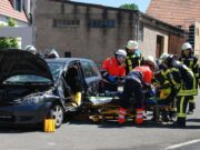 150 Jahre Freiwillige Feuerwehr Hechtsheim Jubiläumsfeier >>>Rettungsübung und Fettexplosion waren Highlights beim Jubiläumsfest