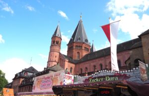 Mainz feierte seinen größten Sohn Fest >>>Mainzer Johannisnacht lockte vier Tage lang in die Innenstadt