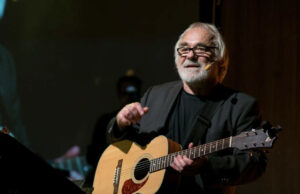 Beatles-Geschichten und Musik Musikalische Lesung mit Werner Köhler im Haus Haifa