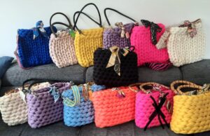 Bücherei: „Maschenliebe“