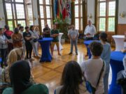 Oberbürgermeister begrüßt 27 Teilnehmende des internationalen Jugendcamps in Rüsselsheim