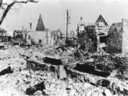 Stadtteilführung in Königstädten am 13. August 80 Jahre nach der Königstädter Bombennacht