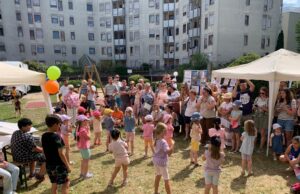 „In Finthen, wo die Sonne scheint“ Bei bestem Wetter fand das Sommerfest des Katzenberg-Treffs statt