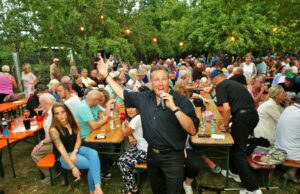 „Mir Haßlischer“ laden zum Obstwiesenfest ein