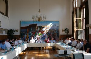 Erfolgreicher Kick-off der neuen Veranstaltungsreihe „Rüsselsheimer Wirtschaftsrunde“