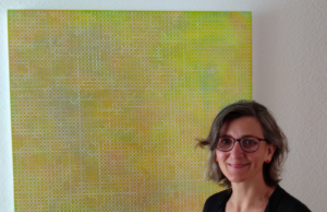 „Durch’s Raster“ Rathausausstellung von Sylvia Malcharzyk eröffnet am 3. Juli um 18.00 Uhr