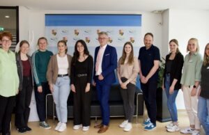 Theorie trifft Praxis Exkursion >>>Studierende der Uni-Marburg besuchen VG Nieder-Olm