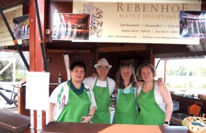 Die Weisenauer Kerb war ein Erfolg Kirchweihfest >>>Vielfältiges Programm auf dem Tanzplatz