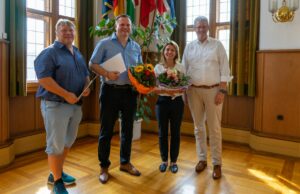 Stadt gratuliert zu 25- und 40-jährigen Dienstjubiläen