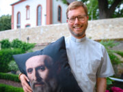 Aufbruch nach Tirol Kirche >>>Pfarrer Tobias Geeb verabschiedet sich aus Hechtsheim und Ebersheim