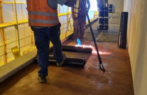 Bauarbeiten am Fußgängersteg Friedensstraße im Plan