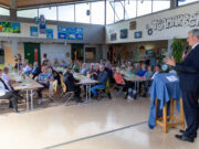 Oberbürgermeister Burghardt gratuliert zum 50-jährigen Jubiläum der Borngrabenschule
