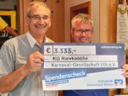 Überraschung für die Gäste aus dem Ahrtal Vereine >>>Ulk Laubenheim feierte ein närrisches Grillfest