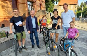 Preisübergabe zum Flörsheimer Stadtradeln