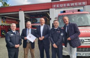 Förderbescheid für Freiwillige Feuerwehr Wicker übergeben