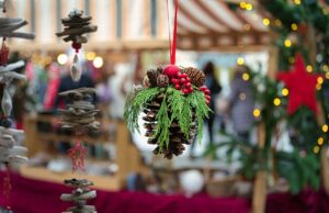 Adventliches Programm beim Rüsselsheimer Weihnachtsmarkt auf dem Marktplatz