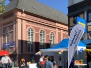 Wie viele Kilogramm Weintrauben braucht man für einen Liter Wein? Stadtwerke Rüsselsheim beteiligen sich wieder am Rieslingsonntag