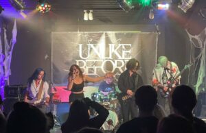 Volles Haus und gute Stimmung bei der Halloween-Rocknacht im Freizeithaus Dicker Busch