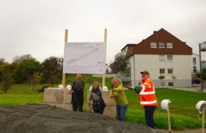 Startschuss zur Renaturierung des Aubachs Hochwasserschutz >> Erster Spatenstich mit Ministerin Eder und Dezernentin Steinkrüger in Finthen