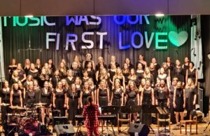 „Music was our first Love“ Chormusik >>>Mitreißendes Jubiläumskonzert von „The next Generation“