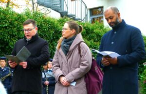 „Lasst Worte statt Waffen sprechen” Volkstrauertag >>>Gedenkfeier am Kriegerdenkmal in Gonsenheim