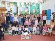 Kita „Bunte Kiste“ übergibt Spenden für Wohnungslose