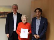 Ingeborg Groth feiert 101. Geburtstag in Rüsselsheim Gratulation vom Ersten Kreisbeigeordneten