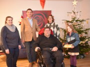 Weihnachtspräsente für das Antoniushaus