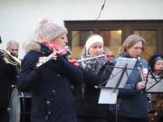 Aufwärmen und Einstimmen auf die Weihnachtszeit Budenzauber >>>Vorweihnachtlicher Nikolausmarkt in Drais erfreute mit Selbstgemachtem