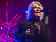 Frohe Weihnachten mit Kim Wilde Poprock >>>Stimmungsvolles Akustikkonzert mit der britischen Sängerin in der kING-Halle