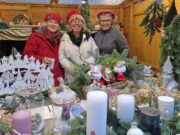 Geschenke, Genuss, Geschichte und Gemeinschaft Budenzauber >>>Laubenheimer Adventsmarkt lockte auf den Longchampplatz