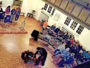 Ein Fenster der Hoffnung und des Friedens Ökumenische Andacht vereint Mombach im Advent