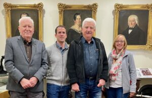 Vom Adelsbesitz zum VG-Rathaus Dolles-Nachfahren besuchen ehemaligen Familienbesitz in Bodenheim