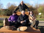 Fitness-Parcours jetzt mit Liegebänken komplett