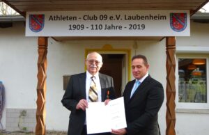 400 Jahre ehrenamtliches Engagement Der Laubenheimer Wolfgang Stampp erhielt die Landesverdienstmedaille