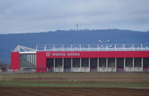 Der Müll rund um die Mewa Arena ist weiter ein Thema Ortsbeirat Bretzenheim stellt erneut Antrag zur Säuberung der Flächen